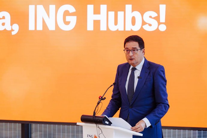 El ministro para la Transformación Digital y de la Función Pública, Óscar López, durante el acto de inauguración institucional del nuevo Hub Tecnológico de ING, a 13 de octubre de 2025, en Madrid (España).
