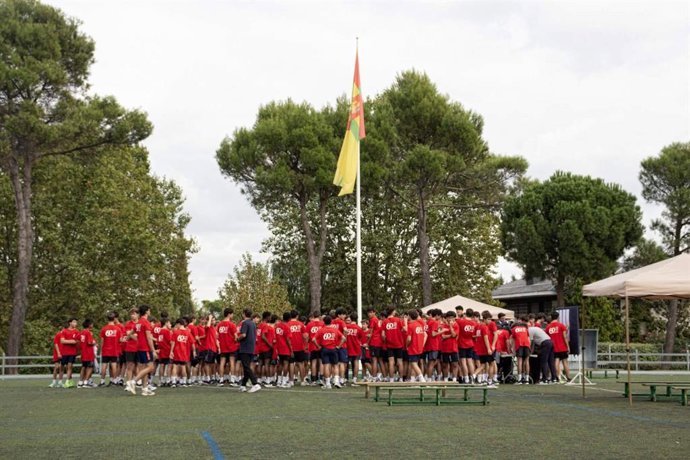 Retamar bate el récord de relevos de 60 km en el inicio de las celebraciones de su 60º aniversario