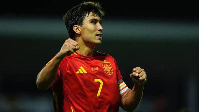 El delantero de la selección española Sub-21 Gonzalo García celebrando su primer gole como internacional.