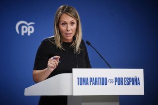 La vicesecretaria de Coordinación Sectorial del PP, Alma Ezcurra, ofrece una rueda de prensa en la sede nacional del Partido Popular, a 22 de septiembre de 2025, en Madrid (España).