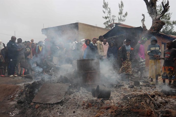 Archivo - OICHA, Aug. 19, 2025  -- This photo taken on Aug. 17, 2025 shows the debris at the town of Oicha in Beni territory of North Kivu Province, the Democratic Republic of the Congo (DRC). According to local and military authorities, more than 50 civi