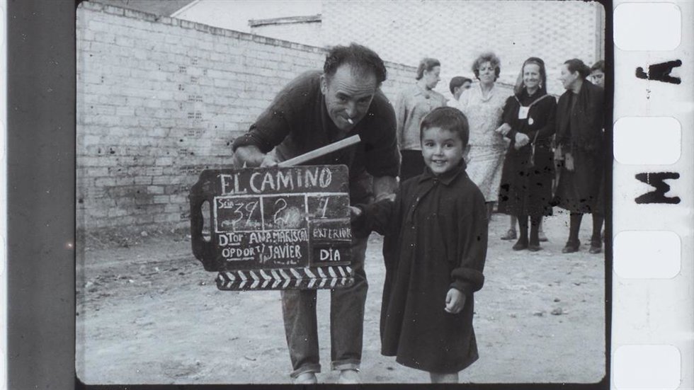 La Biblioteca Central acoge mañana la exposición 'La belleza de lo sencillo. 75 años de El camino de Miguel Delibes'