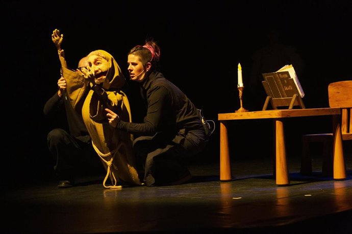 Danza española, títeres y música se unen en La Rambleta para acercar Romeo y Julieta a toda la familia