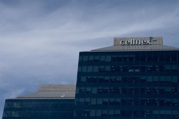 Archivo - Fachada de la sede de Cellnex Telecom