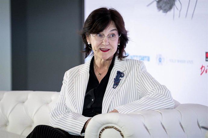 La presidenta de LA CNMC, Cani Fernández Vicién.