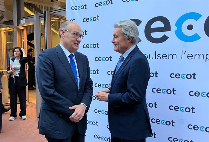 El presidente de Cecot, Xavier Panés, y el expresidente de la Generalitat, Artur Mas.