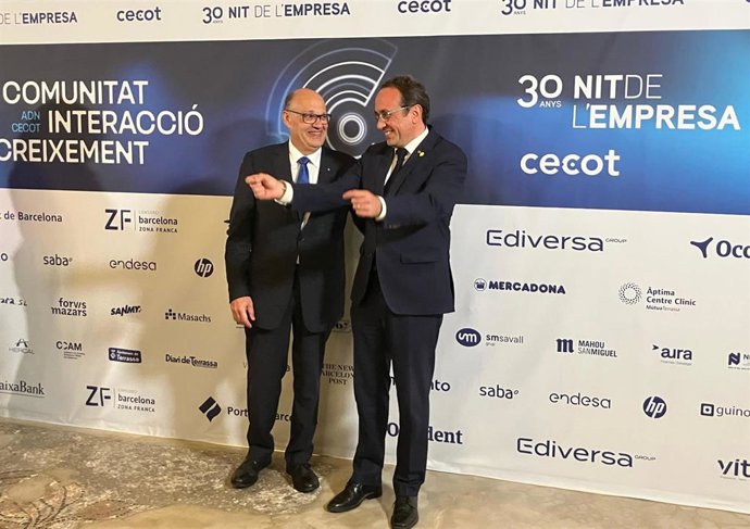 El presidente de Cecot, Xavier Panés, y el presidente del Parlament, Josep Rull.
