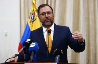 Archivo - El ministro de Exteriores de Venezuela, Yván Gil