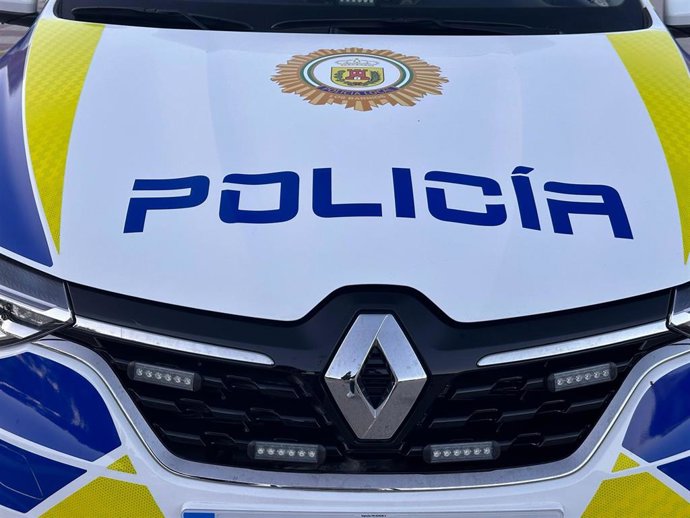 Vehículo de la Policía de Los Barrios.