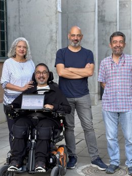 Los autores del estudio sobre Atrofia Muscular Espinal