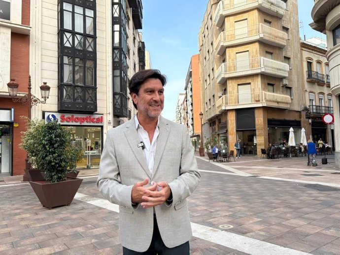 El portavoz de la Ejecutiva Provincial del PSOE de Huelva y parlamentario andaluz, Enrique Gaviño.