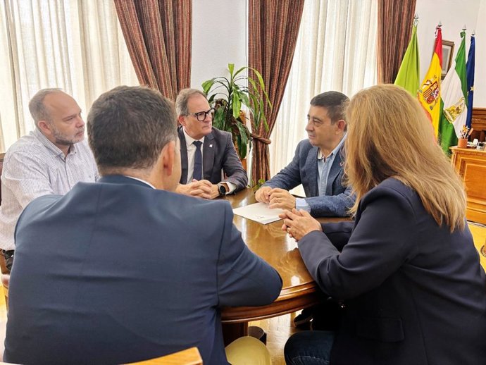 Reunión con responsables de Cruz Roja en Jaén.