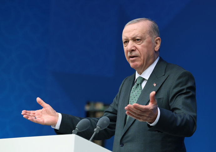 Archivo - El presidente de Turquía, Recep Tayyip Erdogan, durante una rueda de prensa en Azerbaiyán en mayo de 2025 (archivo)