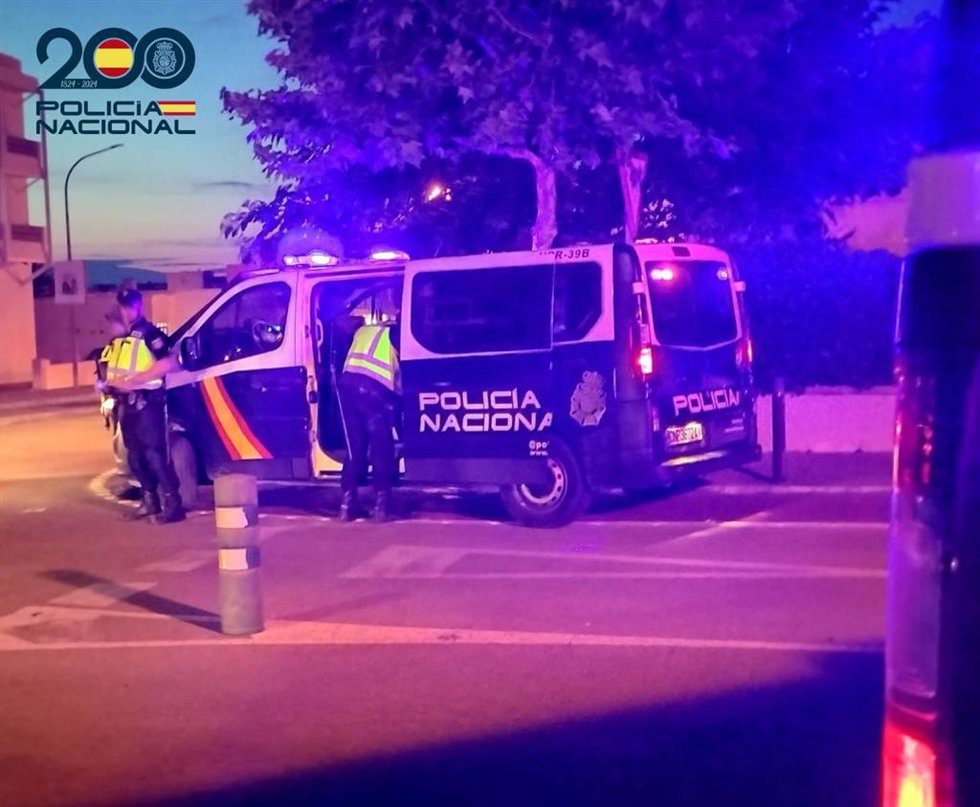 Furgón de la Policía Nacional
