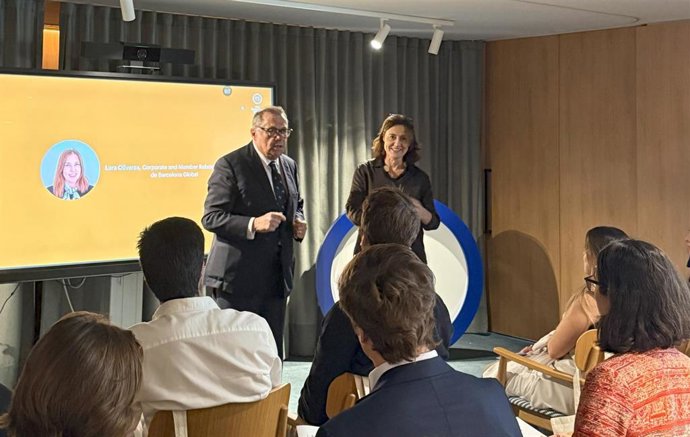 El presidente de Barcelona Global Ramon Agenjo y la ceo Mercè Conesa presentan el programa