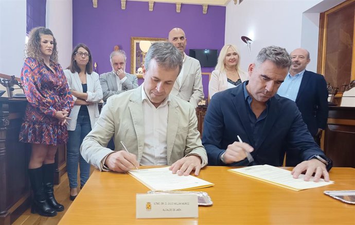 Firma del acuerdo de cesión demanial del Nuevo Estadio de la Victoria