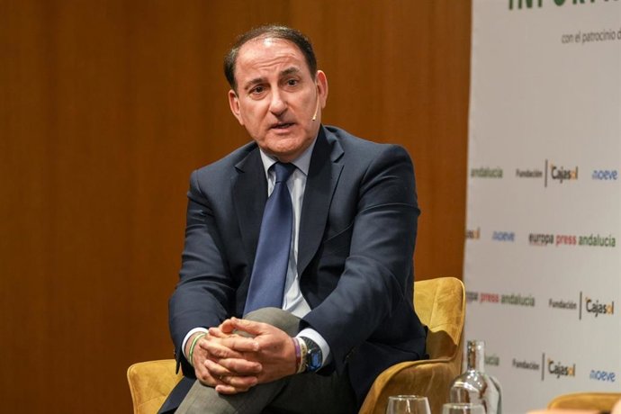 Archivo - El presidente de la CEA, Javier González de Lara, en una imagen de archivo.