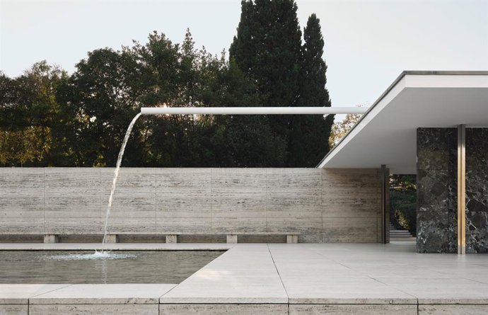 'Splasing Mies' de Alberto Peral