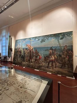 El cuadro 'Primer homenaje a Cristóbal Colón' en proceso de restauración, tras ser vandalizado el 12 de octubre.