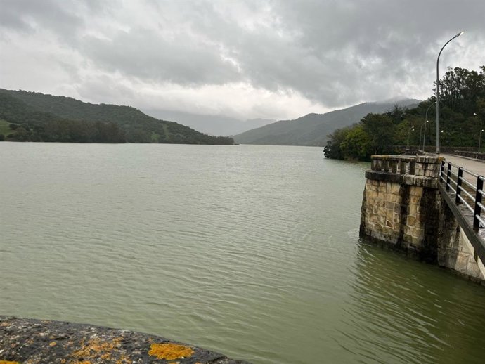 Archivo - Pantano de los Hurones, en la demarcación hidrográfica del Guadalete-Barbate en la provincia de Cádiz.