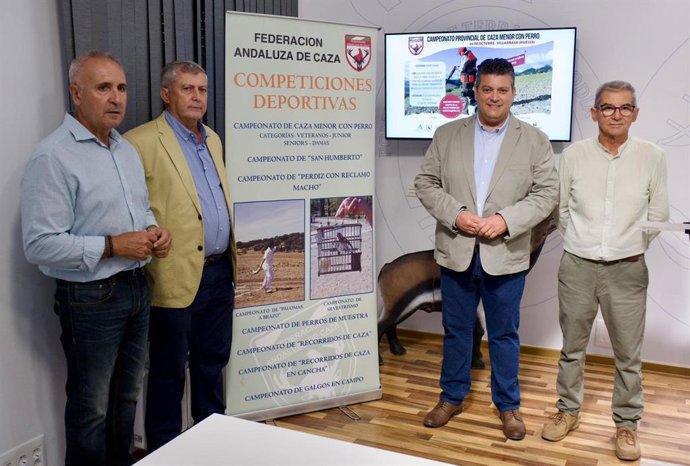Presentación en la Diputación de Huelvael Campeonato provincial de caza menor con perro en categoría sénior y damas en Villarrasa.