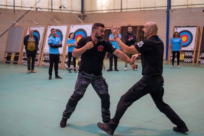 Éxito rotundo en el Seminario Internacional de Seguridad y Defensa Personal - Ferrol 2025