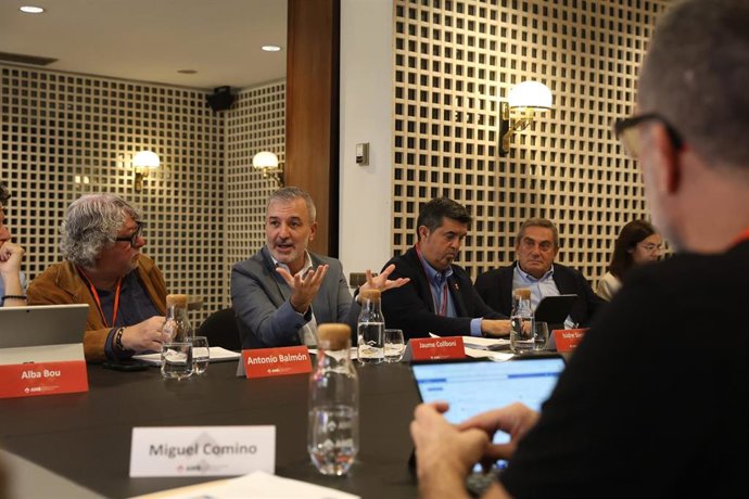 Collboni se reúne con alcaldes metropolitanos