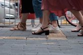Foto: Cómo ir adaptando los pies "progresivamente" al calzado de otoño para "evitar lesiones"