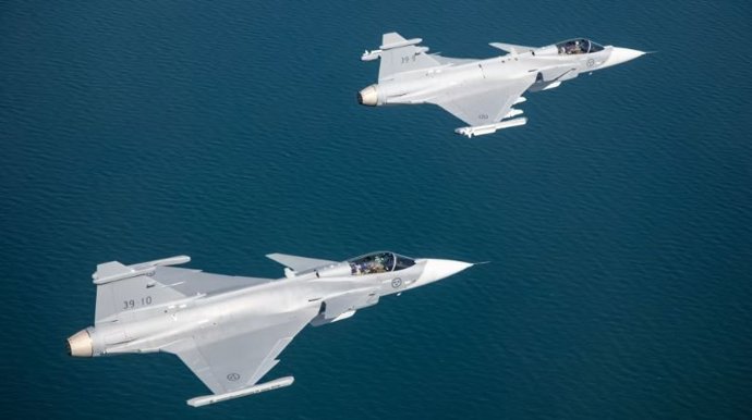 Archivo - Cazas de combate Gripen de Saab