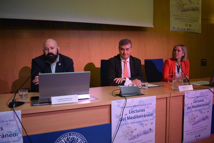 El secretario general de Investigación e Innovación de la Junta de Andalucía, Antonio Posadas, durante la inauguración del VIII Congreso Internacional de la RIUL ‘Lecturas del Mediterráneo’, celebrado en la Universidad de Almería.