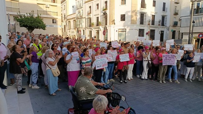 Movilización en Jerez por los fallos en el cribado de cáncer de mama.