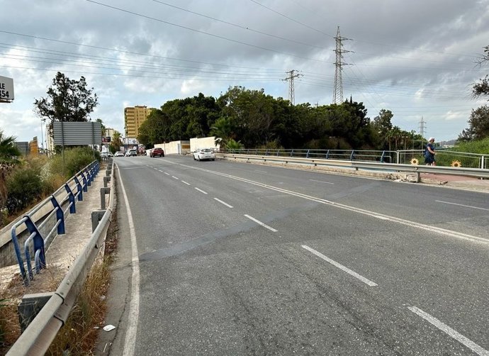 Archivo - A-7 a su paso por Fuengirola. Imagen de archivo.