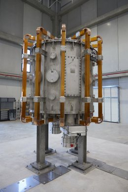 Archivo - Detalle del ‘Tokamak Smart’ durante la presentación del proyecto tecnológico 'Tokamak Smart' en el Centro de Innovación CIU3A, a 22 de febrero de 2023 en Sevilla (Andalucía, España). Imagen de archivo.