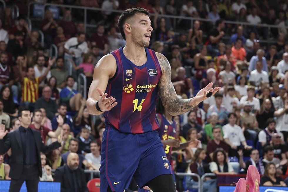 Willy Hernangómez durante un partido con el FC Barcelona
