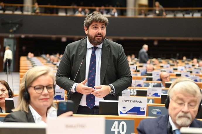El presidente del Gobierno de la Región de Murcia, Fernando López Miras, interviene en el pleno del Comité Europeo de las Regiones, con motivo del debate sobre Defensa Europea