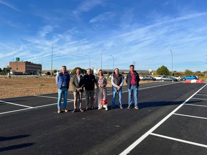 Visita de la alcaldesa de Guadalajara, Ana Guarinos, al Polígono Industrial del Henares.