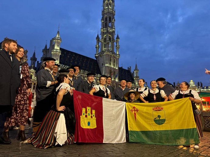 Virgen de las Viñas conquista Bruselas con su folclore manchego