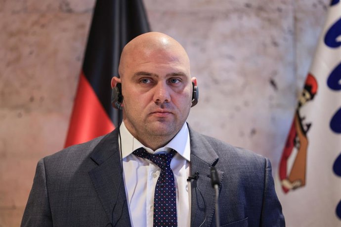 Archivo - 18 de novembro de 2024, Renânia do Norte-Vestfália, Colônia: Serhiy Lysak, governador do Oblast de Dnipropetrovsk, fala em uma coletiva de imprensa à margem da conferência sobre a Ucrânia do governo estadual da Renânia do Norte-Vestfália. Foto: 