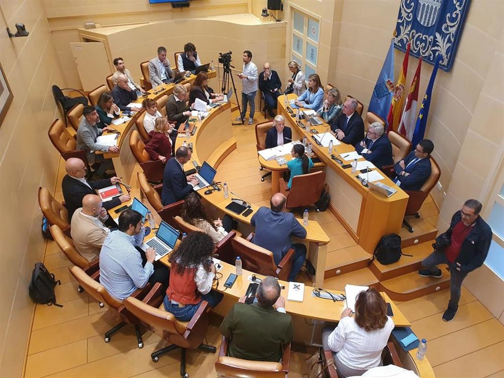 Un Momento Del Pleno Extraordinario De Octubre  En El Ayuntamiento De Segovia.