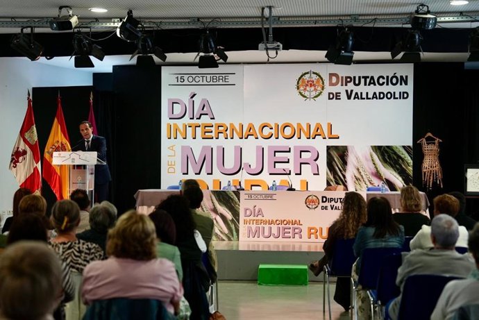 Conrado Íscar durante su intervención en el Dia de la Mujer Rural.