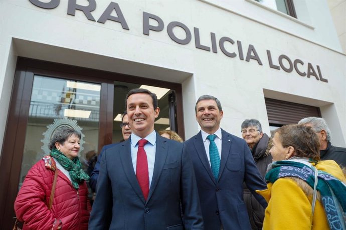 El presidente de la Diputación de Almería y el alcalde de Los Gallardos en una imagen de archivo.