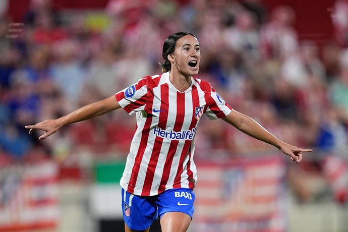 La fubtolista española del Atlético de Madrid Júlia Bartel celebra un gol ante el Levante UD en la Liga F Moeve. 