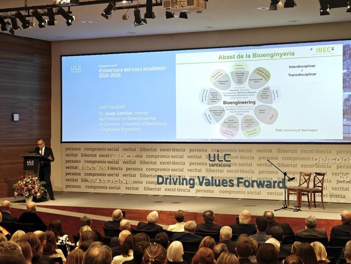 Josep Samitier durante la lección inaugural