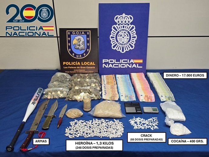 Droga, dinero y utensilios incautados a El Guaca, en Las Palmas de Gran Canaria