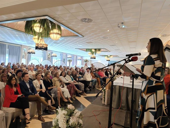 La consejera de Agua, Agricultura, Ganadería y Pesca, Sara Rubira, durante la clausura de la jornada organizada por la Asociación de Familias y Mujeres del Medio Rural (Afammer) en Jumilla con motivo del Día Internacional de la Mujer Rural