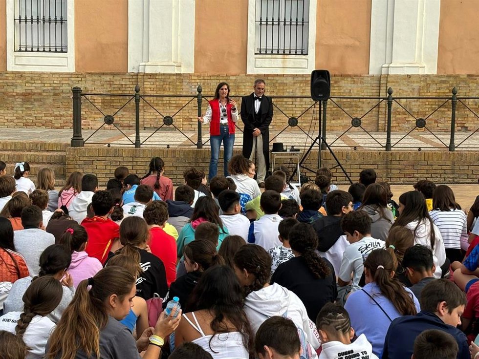 Celebración del 'Día de la Banderita' de Cruz Roja Huelva.