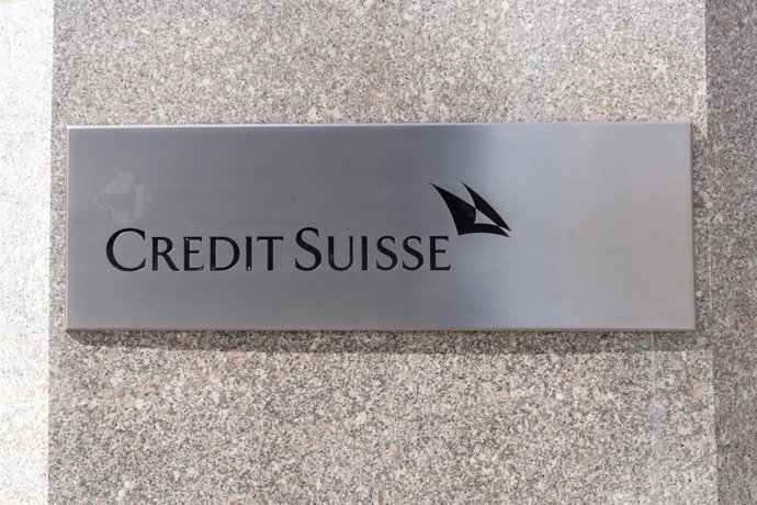 Archivo - Placa de unas oficinas de Credit Suisse en Nueva York (Estados Unidos).
