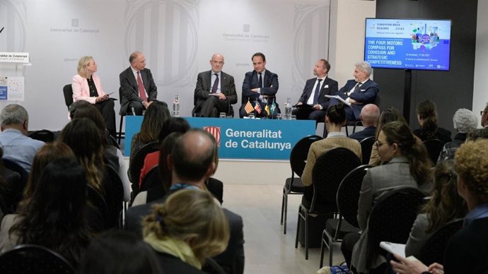 El conseller de Unión Europea y Acción Exterior, Jaume Duch, durante el acto