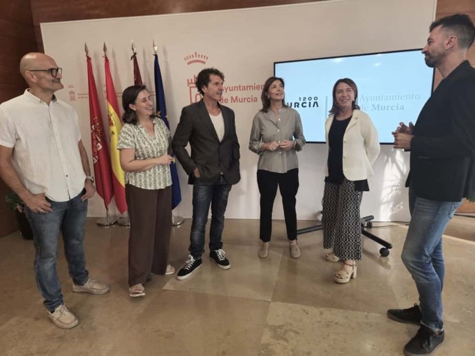 Presentación del XIII Congreso Nacional de Escuelas Oficiales de Idiomas (EOI), que tendrá lugar en Murcia del 23 al 25 de octubre