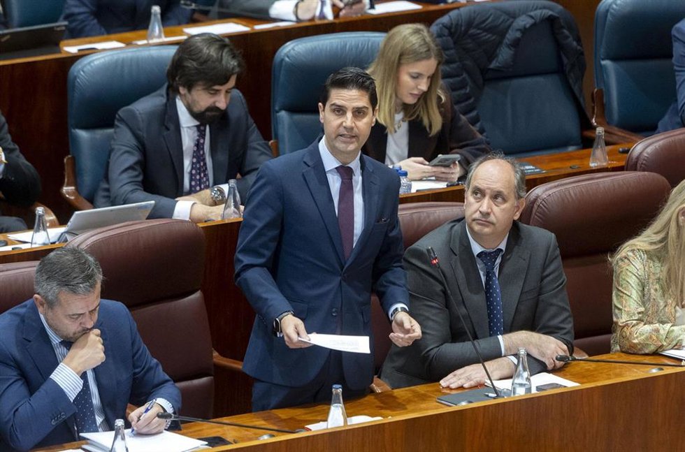 Archivo - El consejero de Educación y Universidades, Emilio Viciana